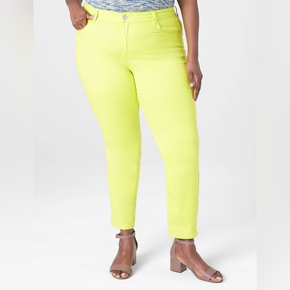 Lane Bryant Plus Size Curvy Fit Sateen Skinny Pants in Neon Yellow/Lime Green 22 - Picture 1 of 15